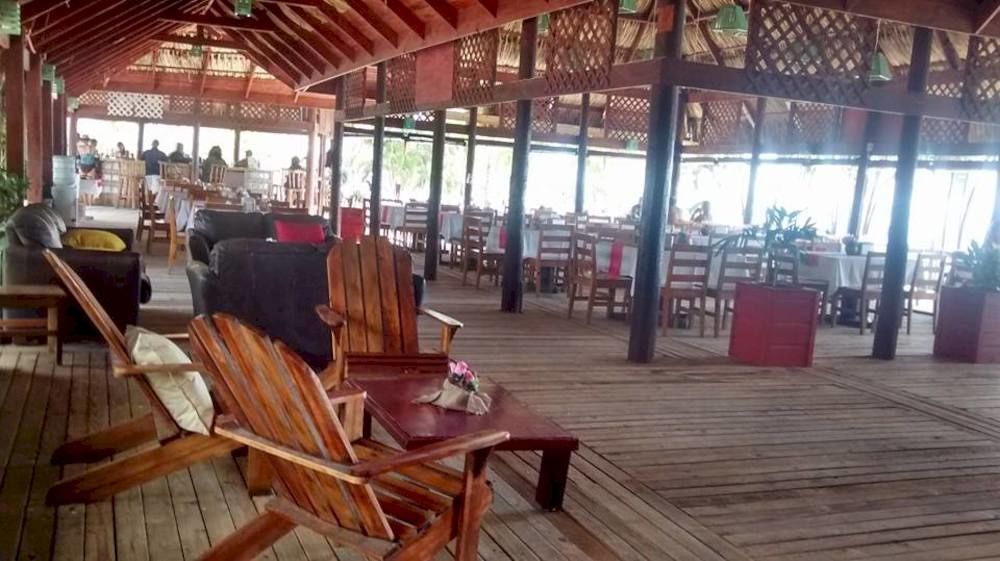 Las Palmas Beach Hotel Dixon Cove Kültér fotó